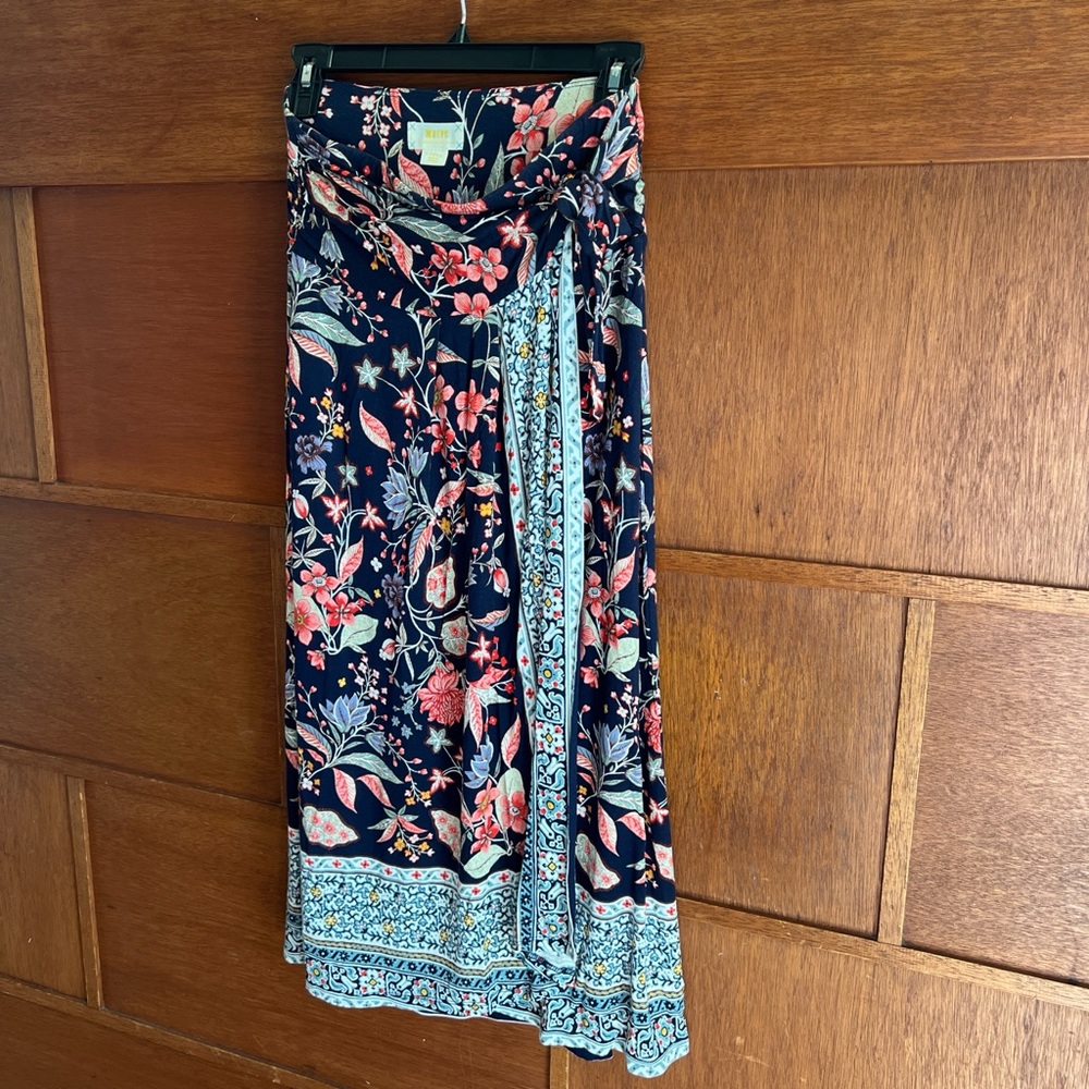 Maeve Firenza Navy Floral Skirt
